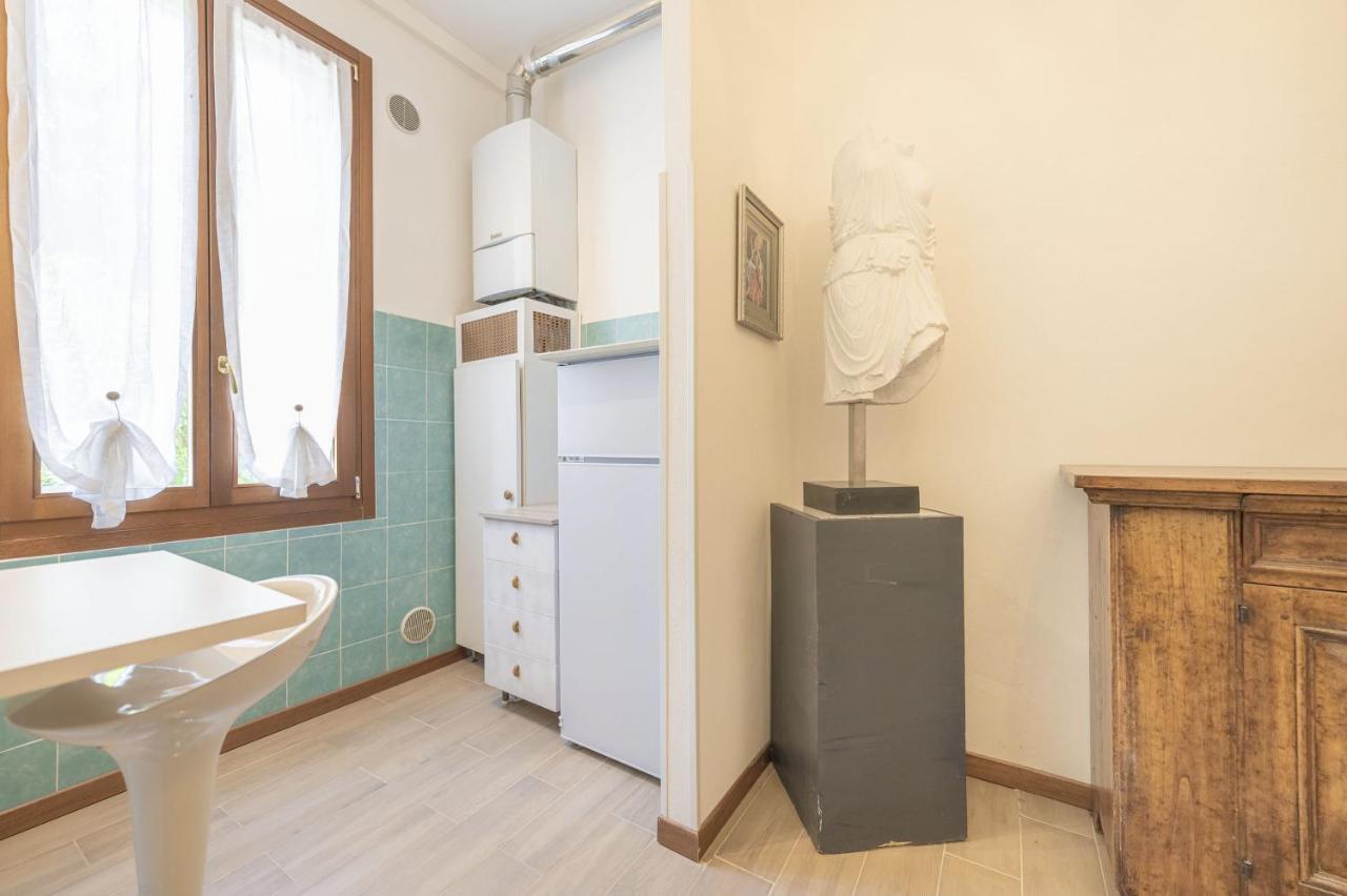 Arte E Cinema - 10 Min Da Venezia Apartamento