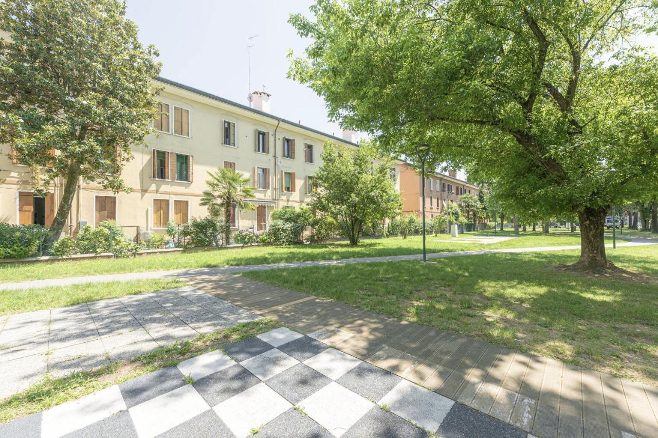 Arte E Cinema - 10 Min Da Venezia Apartamento *